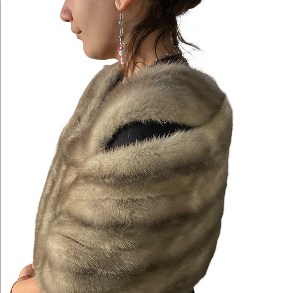 Emba Cerulean Blue Mink Bolero Stole - Picture 13 of 14